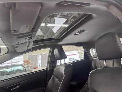 2010 Toyota Prius IV 2 OWNER 35 SERVICE RECORDS - Photo 15 - Portland, OR 97267