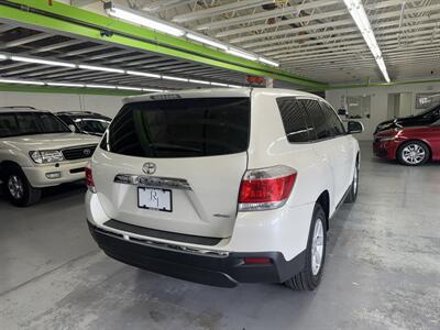 2012 Toyota Highlander 1 OWNER (22 SERVICE RECORDS)   - Photo 6 - Portland, OR 97267