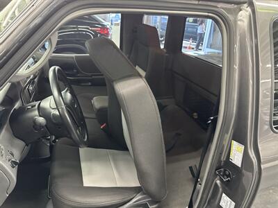 2006 Ford Ranger XL 2 OWNERS (LOW MILES 62K)   - Photo 11 - Portland, OR 97267