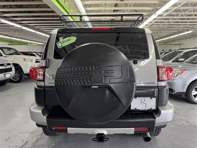2010 Toyota FJ Cruiser ONE OWNER 25 SERVICE   - Photo 6 - Portland, OR 97267