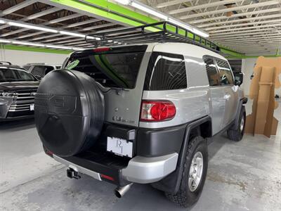 2010 Toyota FJ Cruiser ONE OWNER 25 SERVICE   - Photo 5 - Portland, OR 97267