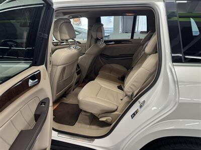 2015 Mercedes-Benz GL 550 4MATIC LOW MILES 68k (2 OWNERS) - Photo 14 - Portland, OR 97267