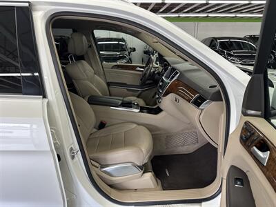 2015 Mercedes-Benz GL 550 4MATIC LOW MILES 68k (2 OWNERS) - Photo 15 - Portland, OR 97267
