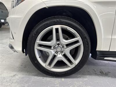 2015 Mercedes-Benz GL 550 4MATIC LOW MILES 68k (2 OWNERS) - Photo 22 - Portland, OR 97267
