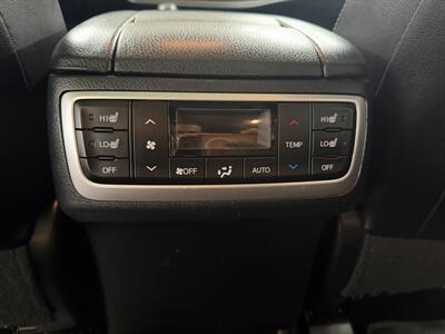 2017 Toyota Highlander Hybrid Limited Platinum ONE OWNER   - Photo 19 - Portland, OR 97267