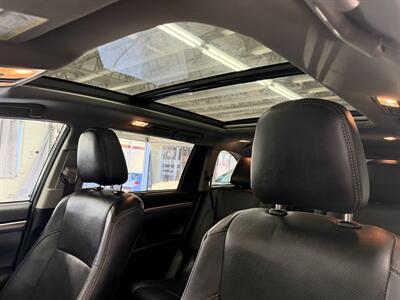 2017 Toyota Highlander Hybrid Limited Platinum ONE OWNER   - Photo 18 - Portland, OR 97267