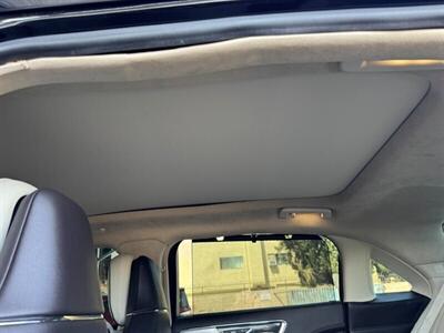 2019 Lincoln Continental Limited Edition 80th Anniversary Coach  Doors  Limited 68 of 80 - Photo 61 - North Hollywood, CA 91605