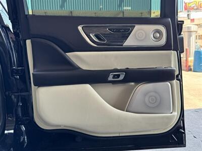 2019 Lincoln Continental Limited Edition 80th Anniversary Coach  Doors  Limited 68 of 80 - Photo 22 - North Hollywood, CA 91605