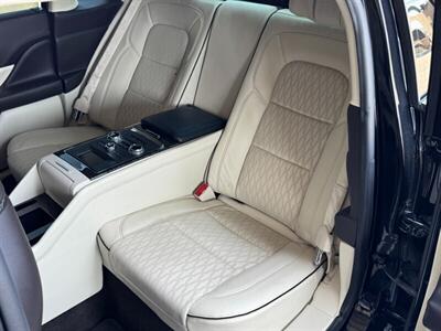 2019 Lincoln Continental Limited Edition 80th Anniversary Coach  Doors  Limited 68 of 80 - Photo 20 - North Hollywood, CA 91605
