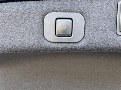 2019 Lincoln Continental Limited Edition 80th Anniversary Coach  Doors  Limited 68 of 80 - Photo 79 - North Hollywood, CA 91605