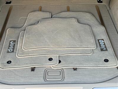 2014 Jeep Grand Cherokee Overland   - Photo 31 - North Hollywood, CA 91605