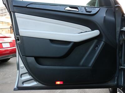 2013 Mercedes-Benz ML 550   - Photo 17 - North Hollywood, CA 91605