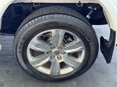 2015 Ford F-150 Platinum   - Photo 22 - North Hollywood, CA 91605