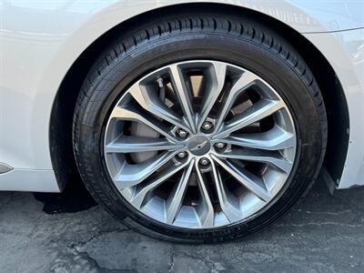 2016 Hyundai Genesis 3.8L   - Photo 15 - North Hollywood, CA 91605