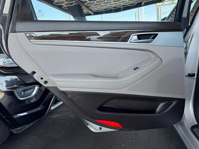 2016 Hyundai Genesis 3.8L   - Photo 18 - North Hollywood, CA 91605
