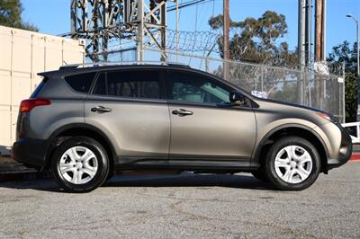 2014 Toyota RAV4 LE   - Photo 9 - North Hollywood, CA 91605