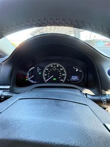 2014 Lexus CT 200h   - Photo 11 - North Hollywood, CA 91605