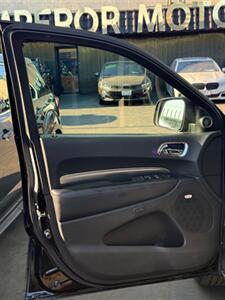2017 Dodge Durango R/T AWD   - Photo 12 - North Hollywood, CA 91605