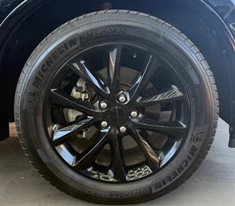2017 Dodge Durango R/T AWD   - Photo 11 - North Hollywood, CA 91605