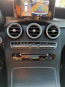 2019 Mercedes-Benz GLC GLC 300   - Photo 13 - North Hollywood, CA 91605