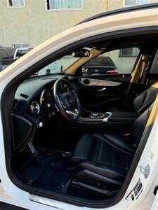 2019 Mercedes-Benz GLC GLC 300   - Photo 10 - North Hollywood, CA 91605