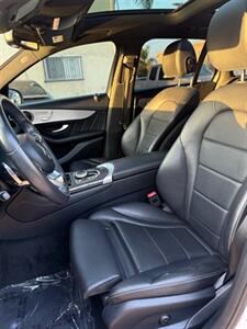 2019 Mercedes-Benz GLC GLC 300   - Photo 11 - North Hollywood, CA 91605