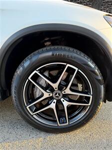 2019 Mercedes-Benz GLC GLC 300   - Photo 32 - North Hollywood, CA 91605