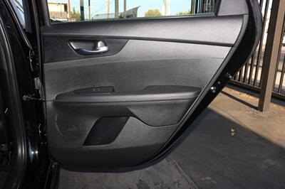 2020 Kia Forte GT Line   - Photo 16 - North Hollywood, CA 91605