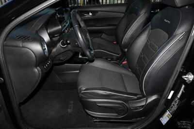 2020 Kia Forte GT Line   - Photo 7 - North Hollywood, CA 91605