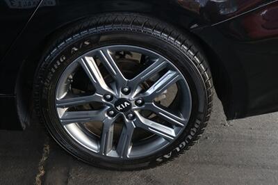 2020 Kia Forte GT Line   - Photo 19 - North Hollywood, CA 91605