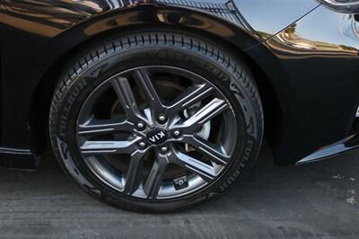 2020 Kia Forte GT Line   - Photo 17 - North Hollywood, CA 91605