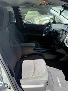 2017 Toyota Prius Two   - Photo 23 - North Hollywood, CA 91605