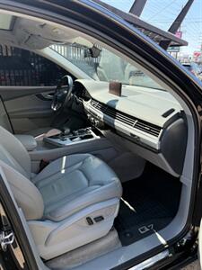 2019 Audi Q7 quattro Premium 45 TFSI   - Photo 18 - North Hollywood, CA 91605