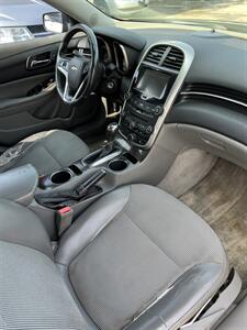 2014 Chevrolet Malibu LT   - Photo 11 - Laredo, TX 78041
