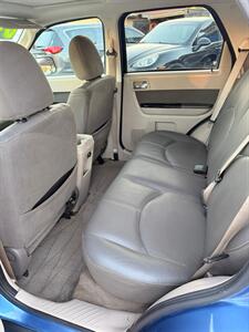 2009 Mazda Tribute i Sport   - Photo 11 - Laredo, TX 78041