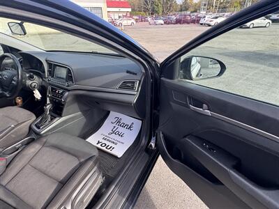 2017 Hyundai ELANTRA SE   - Photo 21 - Langley, BC V3A 4H1