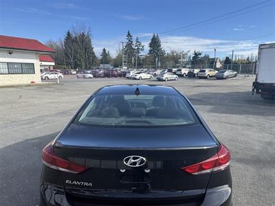 2017 Hyundai ELANTRA SE   - Photo 8 - Langley, BC V3A 4H1