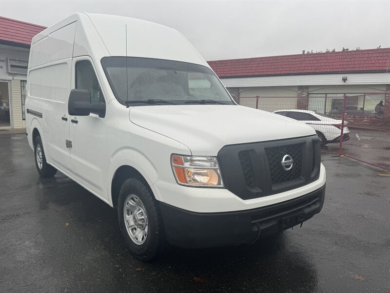 2013 Nissan NV 2500 HD S   - Photo 1 - Langley, BC V3A 4H1