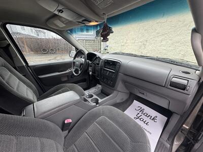 2002 Ford Explorer XLT 4dr XLT   - Photo 18 - Langley, BC V3A 4H1