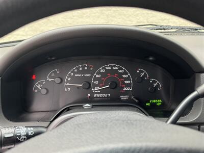 2002 Ford Explorer XLT 4dr XLT   - Photo 14 - Langley, BC V3A 4H1