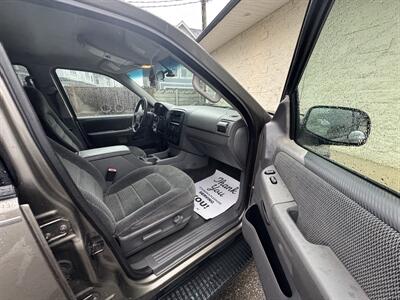 2002 Ford Explorer XLT 4dr XLT   - Photo 17 - Langley, BC V3A 4H1