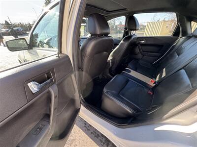 2009 Ford Focus SEL   - Photo 12 - Langley, BC V3A 4H1