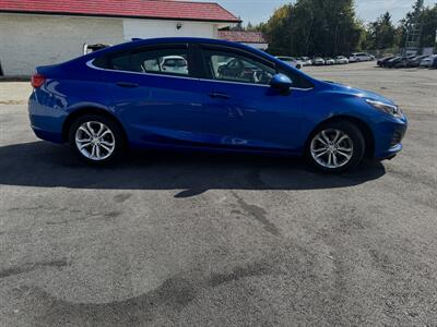 2019 Chevrolet Cruze LT   - Photo 6 - Langley, BC V3A 4H1