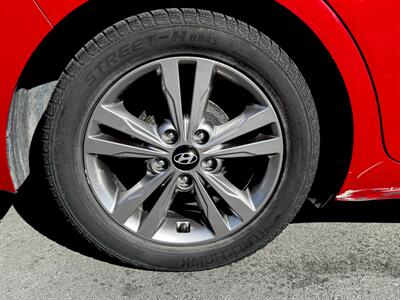 2018 Hyundai ELANTRA Limited   - Photo 18 - Langley, BC V3A 4H1