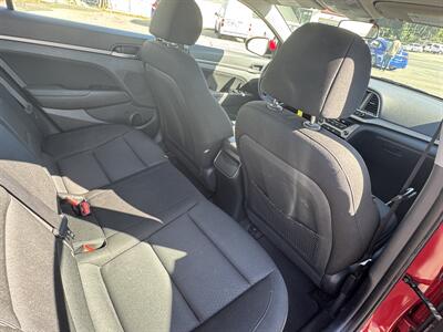 2018 Hyundai ELANTRA Limited   - Photo 11 - Langley, BC V3A 4H1