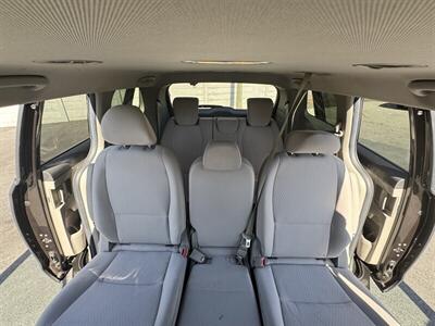 2016 Kia Sedona LX   - Photo 11 - Langley, BC V3A 4H1