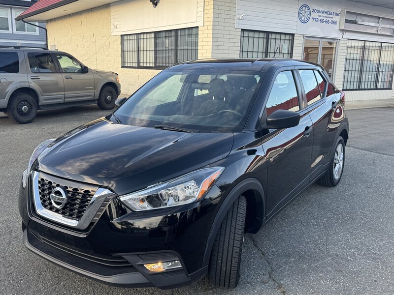 2019 Nissan Kicks S   - Photo 1 - Langley, BC V3A 4H1