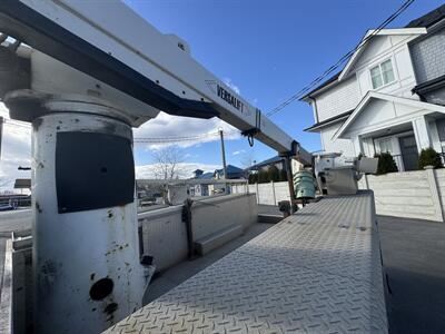 2011 Ford F-550 Super Duty   - Photo 9 - Langley, BC V3A 4H1
