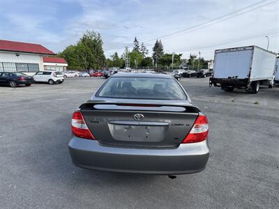 2003 Toyota Camry SE V6   - Photo 2 - Langley, BC V3A 4H1