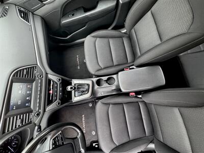 2018 Hyundai ELANTRA Limited   - Photo 20 - Langley, BC V3A 4H1
